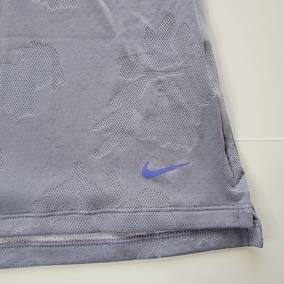 Nike - Picture 4 of 10